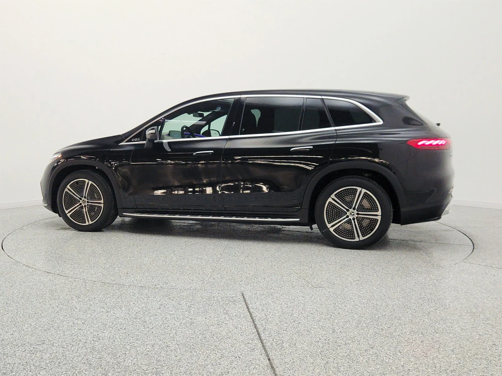 Used 2023 Obsidian Black Metallic Mercedes-Benz EQS 450 4MATIC® SUV image 8