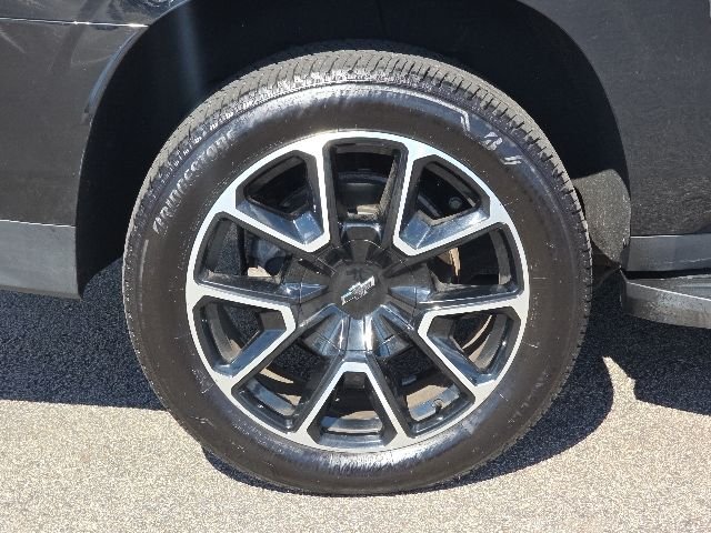 Used 2022 Black Chevrolet RST image 9