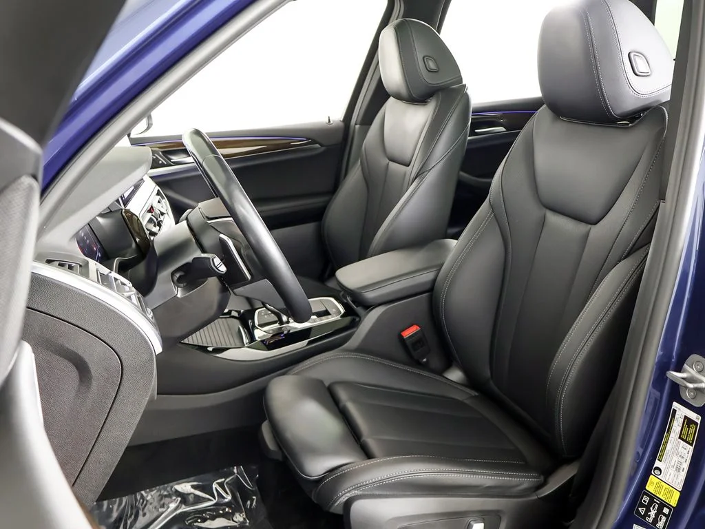 Used 2022 Phytonic Blue Metallic BMW xDrive30i image 31