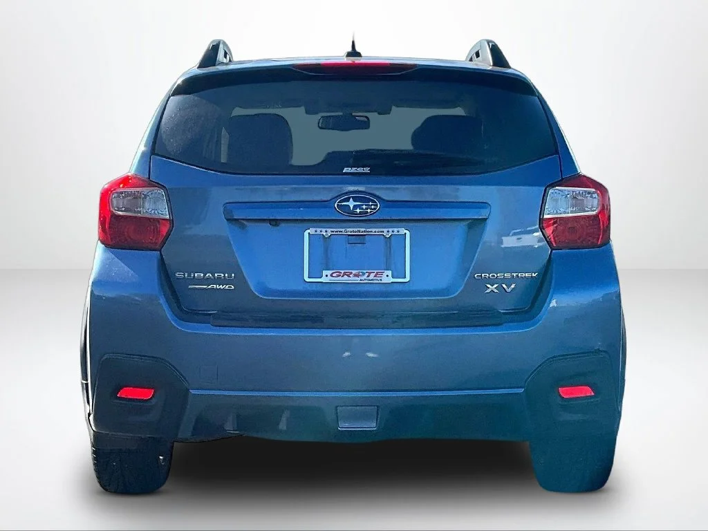 Used 2015 Blue Subaru 2.0i Limited image 4
