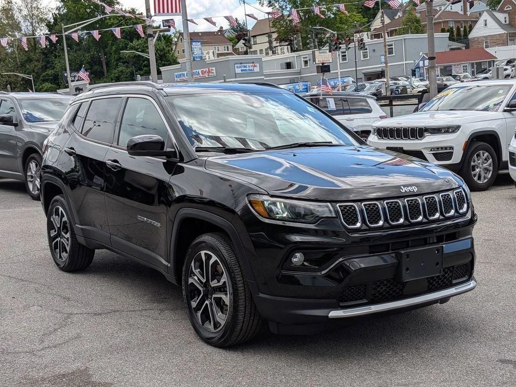 Used 2023 Black Jeep Limited image 4