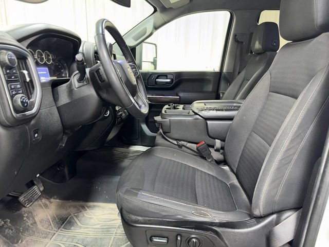Used 2020 SUMMIT WHITE Chevrolet LT image 17