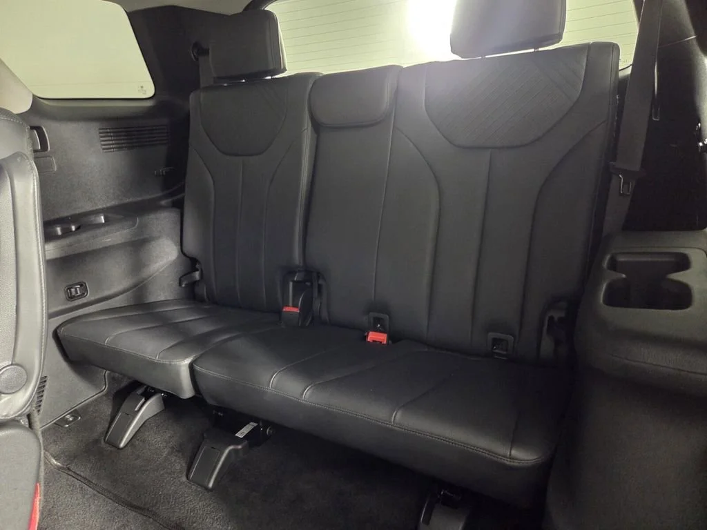Used 2023 Sierra Burgundy Hyundai SEL image 26