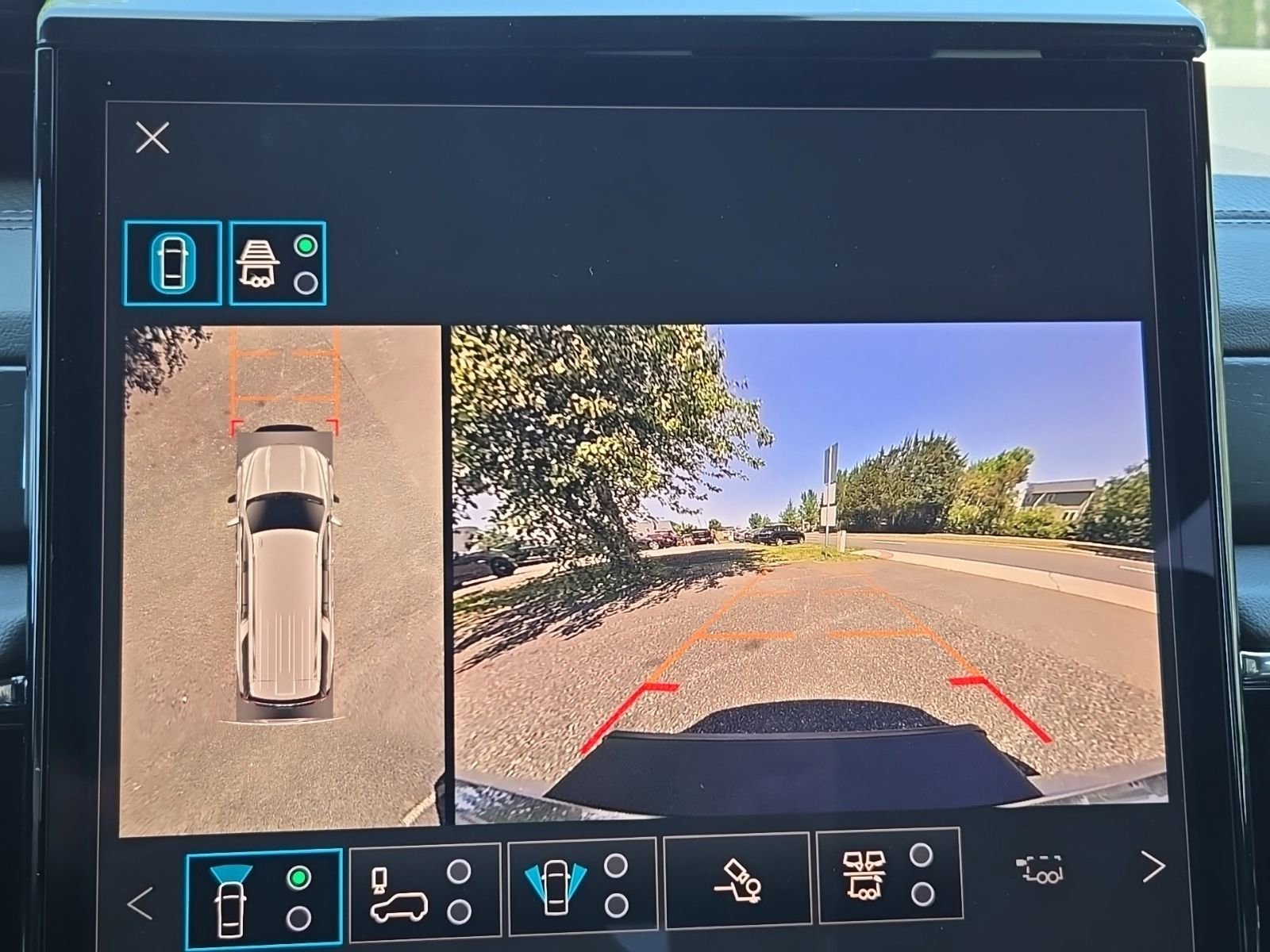 2026 GMC Yukon XL Denali - Photo 48