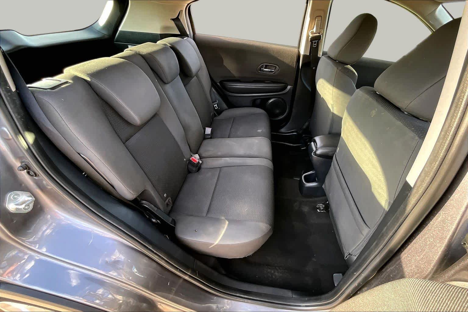 Used 2022 Modern Steel Metallic Honda LX image 17