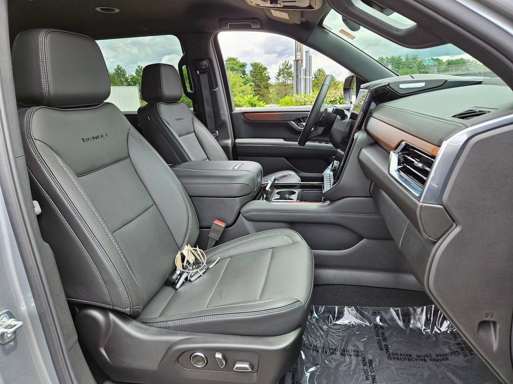 Used 2025 Sterling Metallic GMC Denali image 13