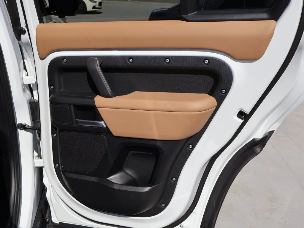 Certified Used 2026 Fuji White Land Rover S image 14