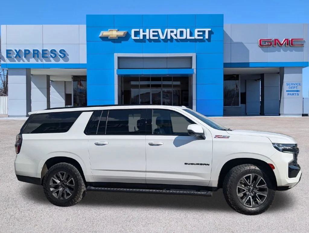 Certified Used 2023 White Chevrolet Z71 image 2