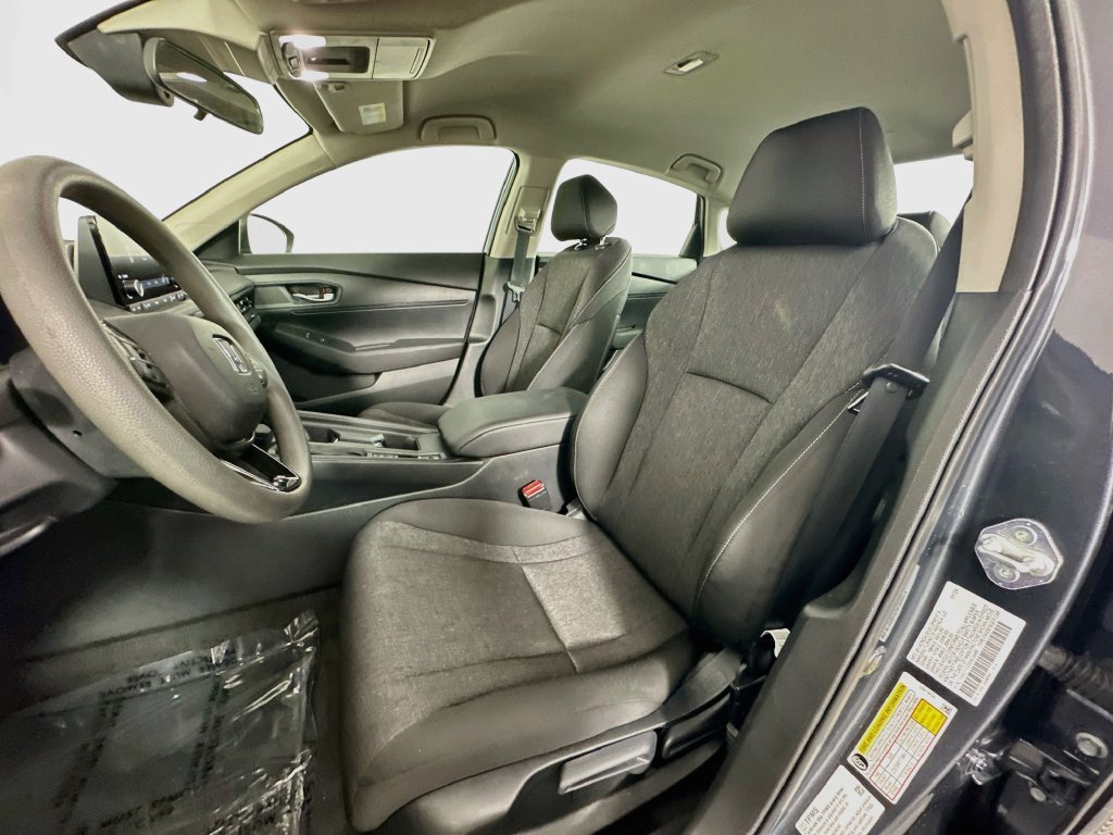 Used 2024  Honda LX image 19