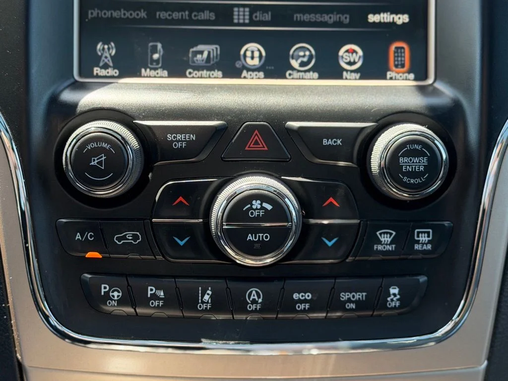 Used 2017 Red Jeep Limited image 17