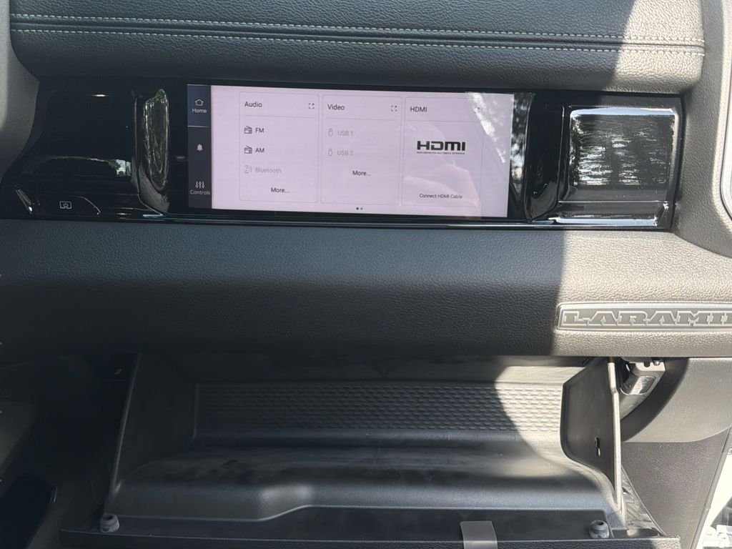 2026 RAM 1500 Laramie - Photo 10