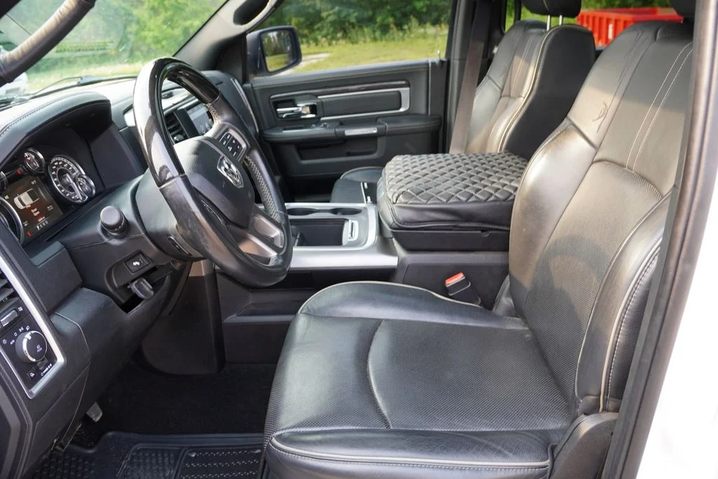 Used 2018 White Ram Laramie Longhorn image 6