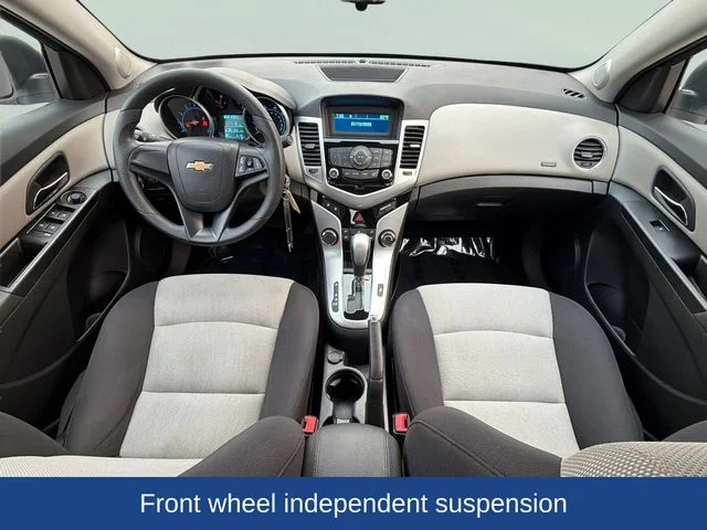 Used 2014 White Chevrolet LS image 26