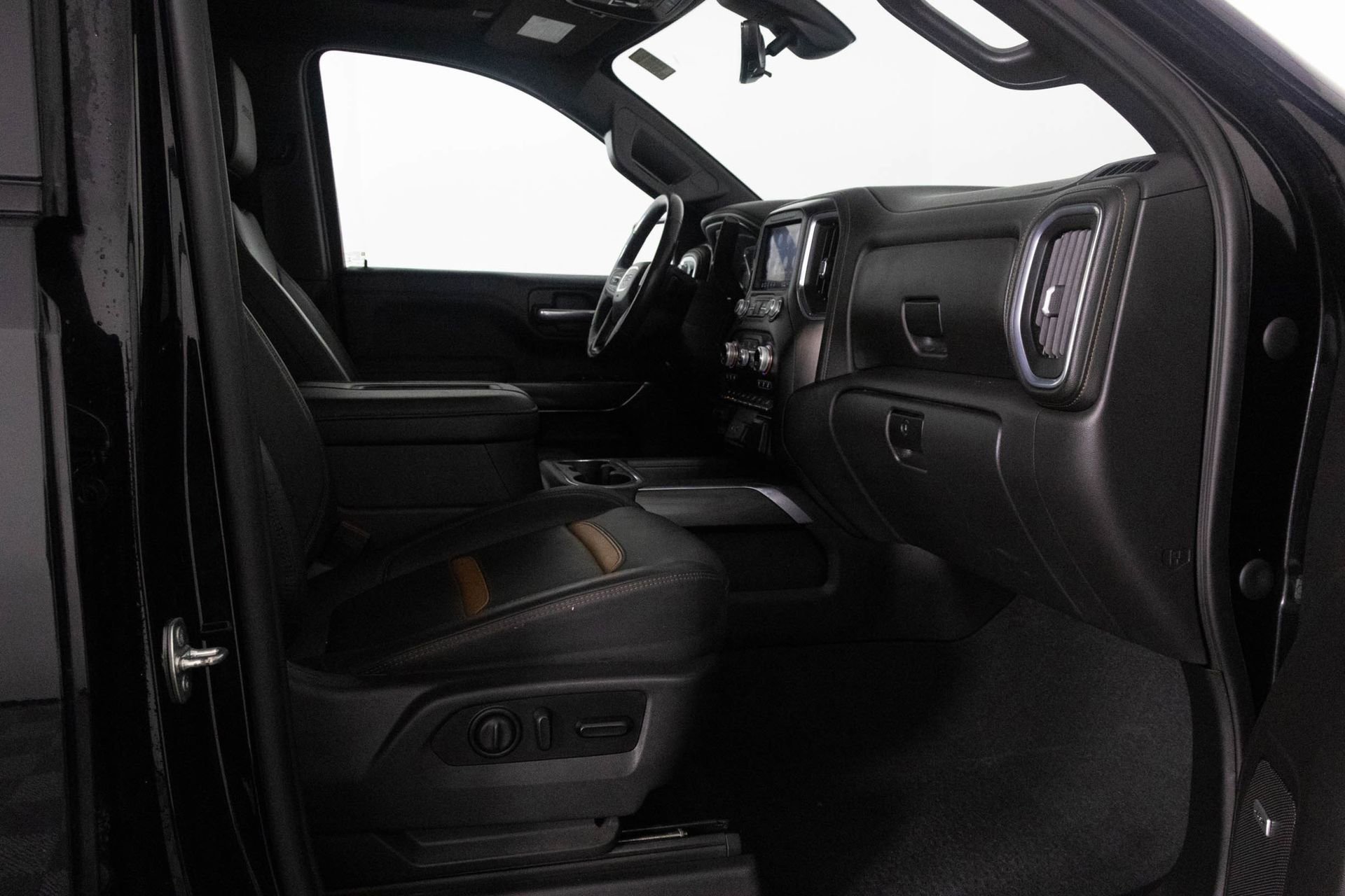 2021 GMC SIERRA - Image 21