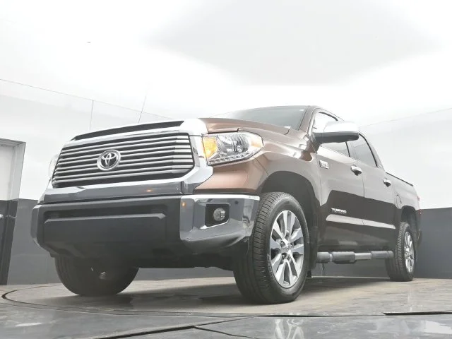 Used 2016 Brown Toyota Limited image 42