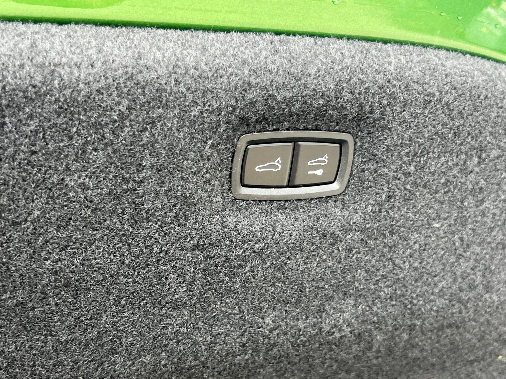 Used 2023 Green Porsche Base image 22