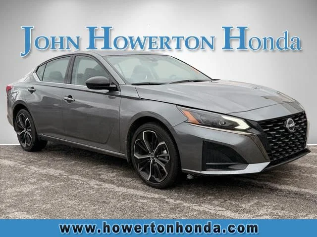 Used 2025 Gray Nissan 2.5 SR image 1