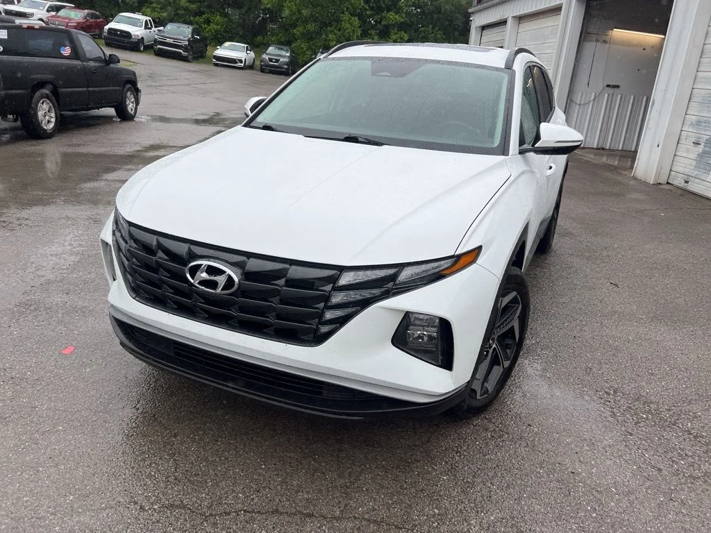 Used 2022 Gray Hyundai SEL image 3
