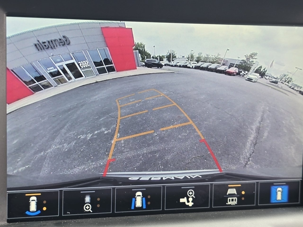 2024 GMC Terrain Denali - Photo 7