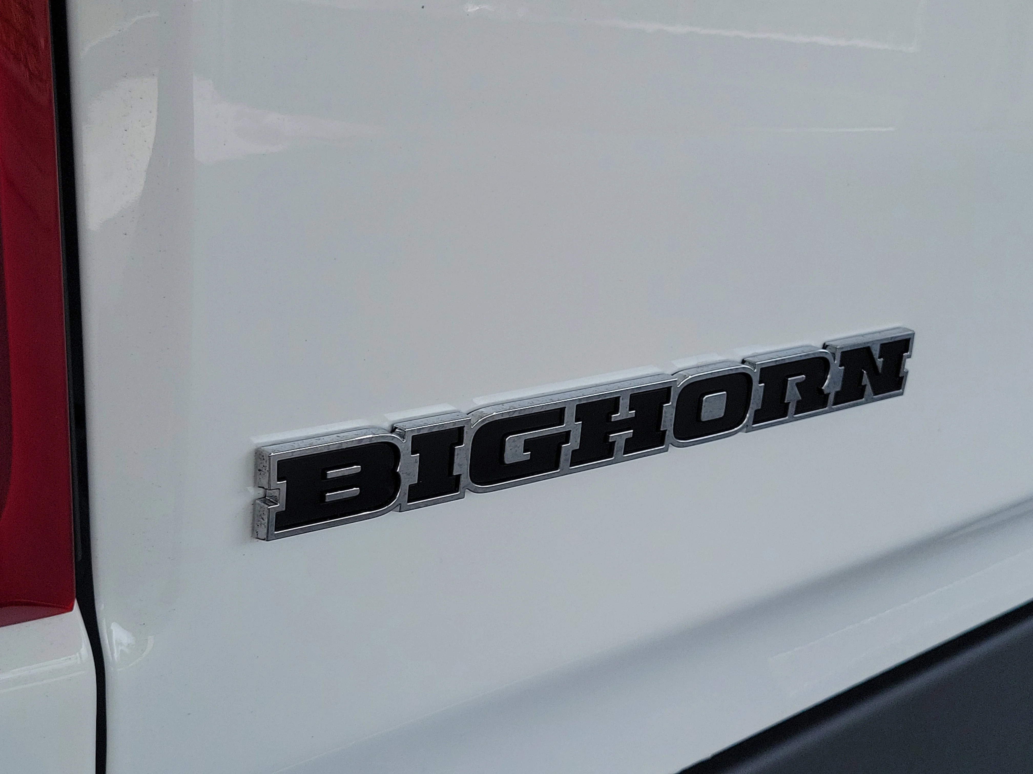 New 2026 Bright White Clear-Coat Exterior Paint RAM Big Horn image 5