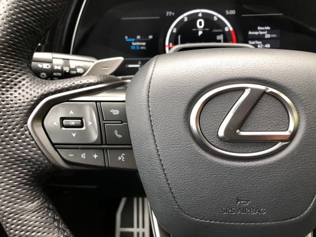 Used 2026  Lexus 350 F SPORT Handling image 28