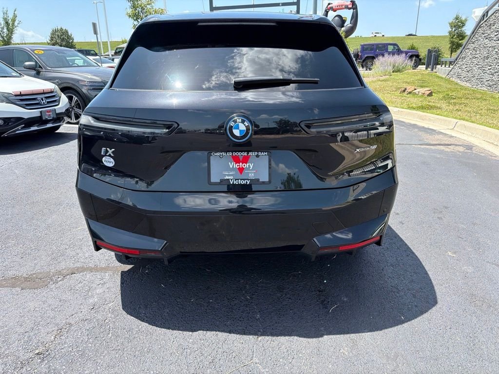 Used 2024 Black BMW xDrive50 image 6