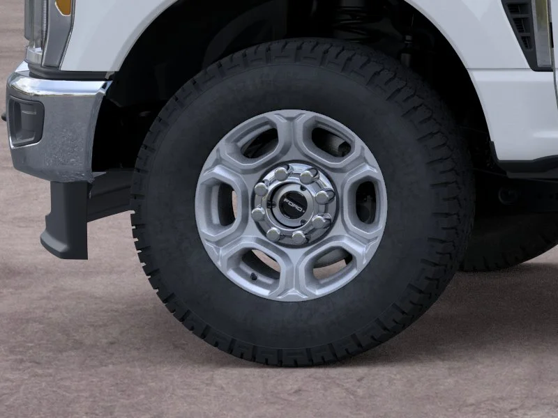 New 2026 Oxford White Ford XLT image 44