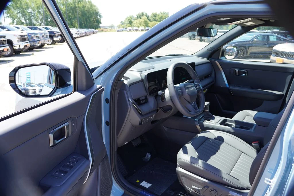 New 2027 Frost Blue Kia X-Line image 10