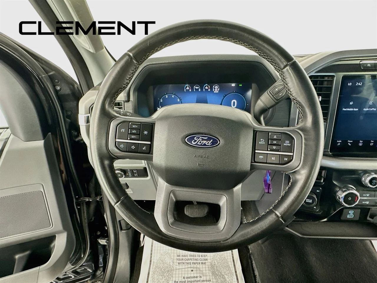 Used 2024 Black Ford XLT image 15