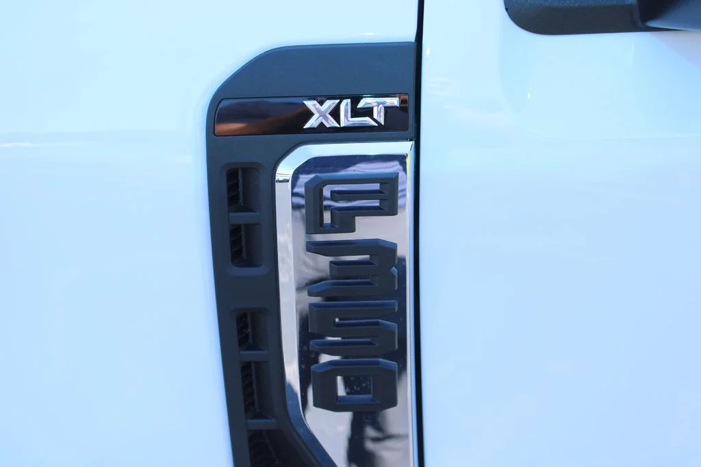 New 2026 Oxford White Ford F-350® XLT image 6
