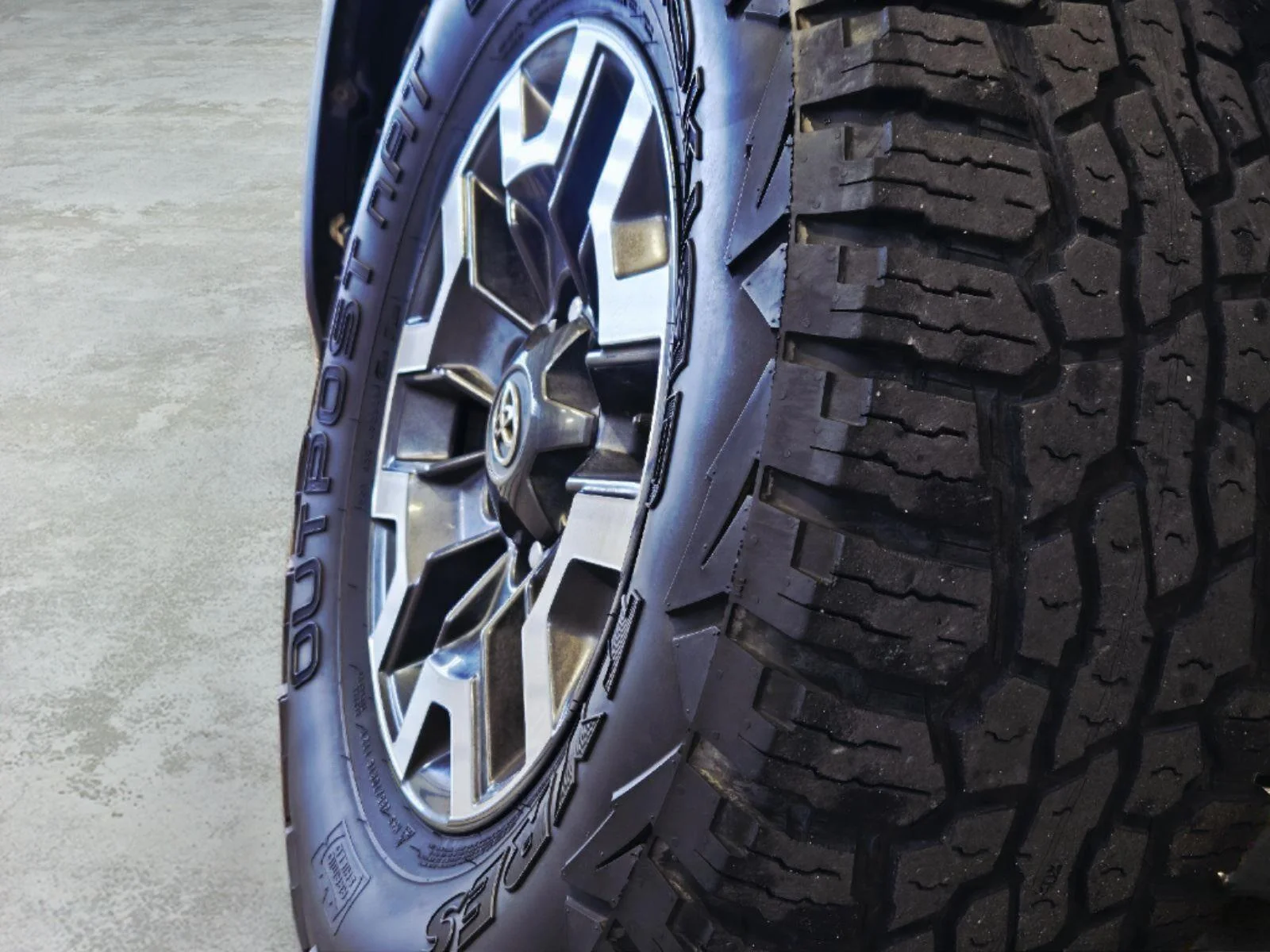 Used 2019 Super White Toyota TRD Off Road image 54