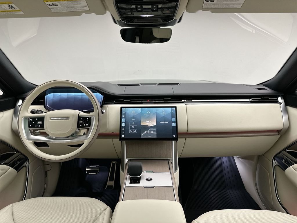 New 2026 Belgravia Green Land Rover SE image 16