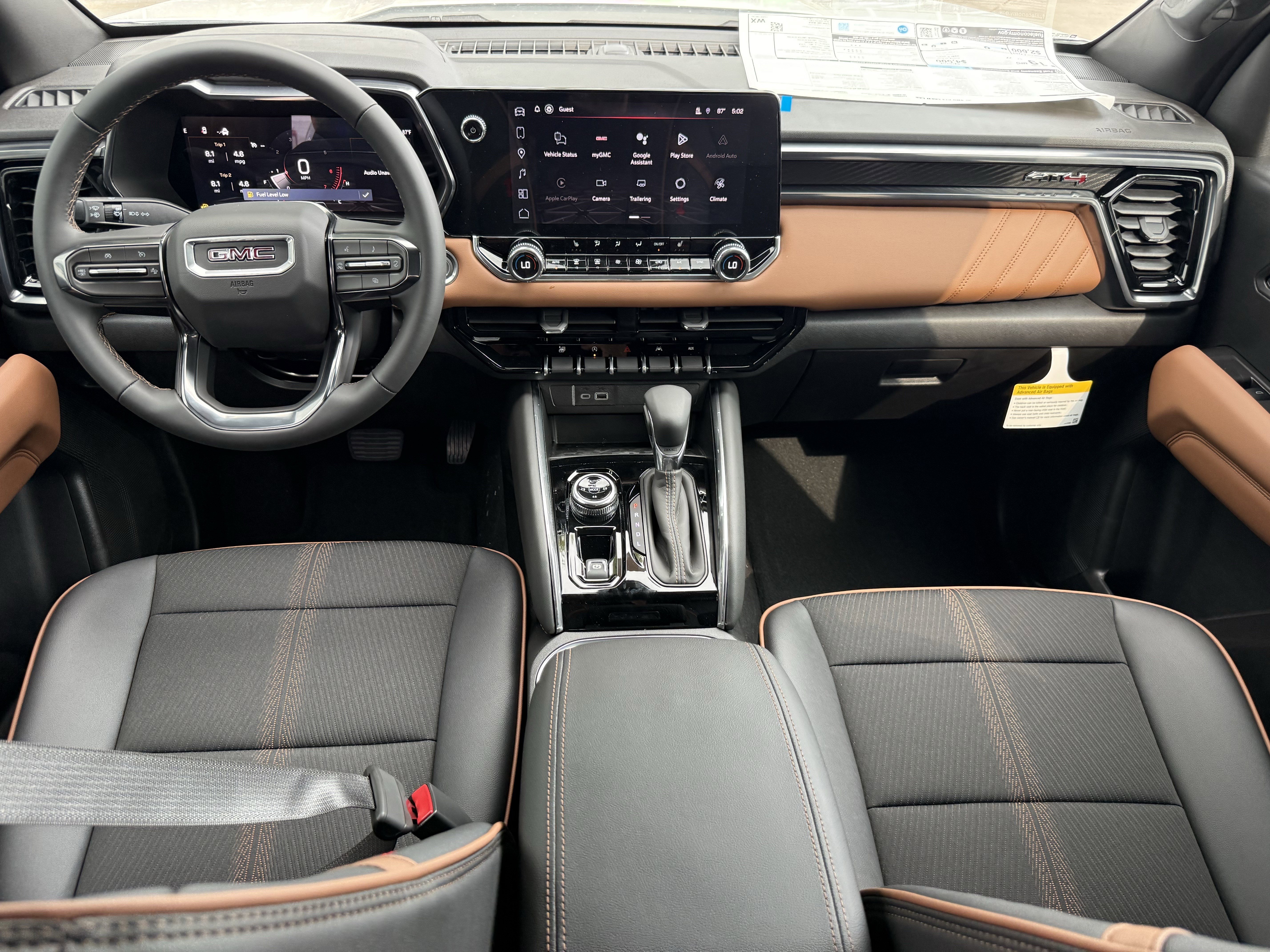 2026 GMC Canyon AT4 - Photo 9