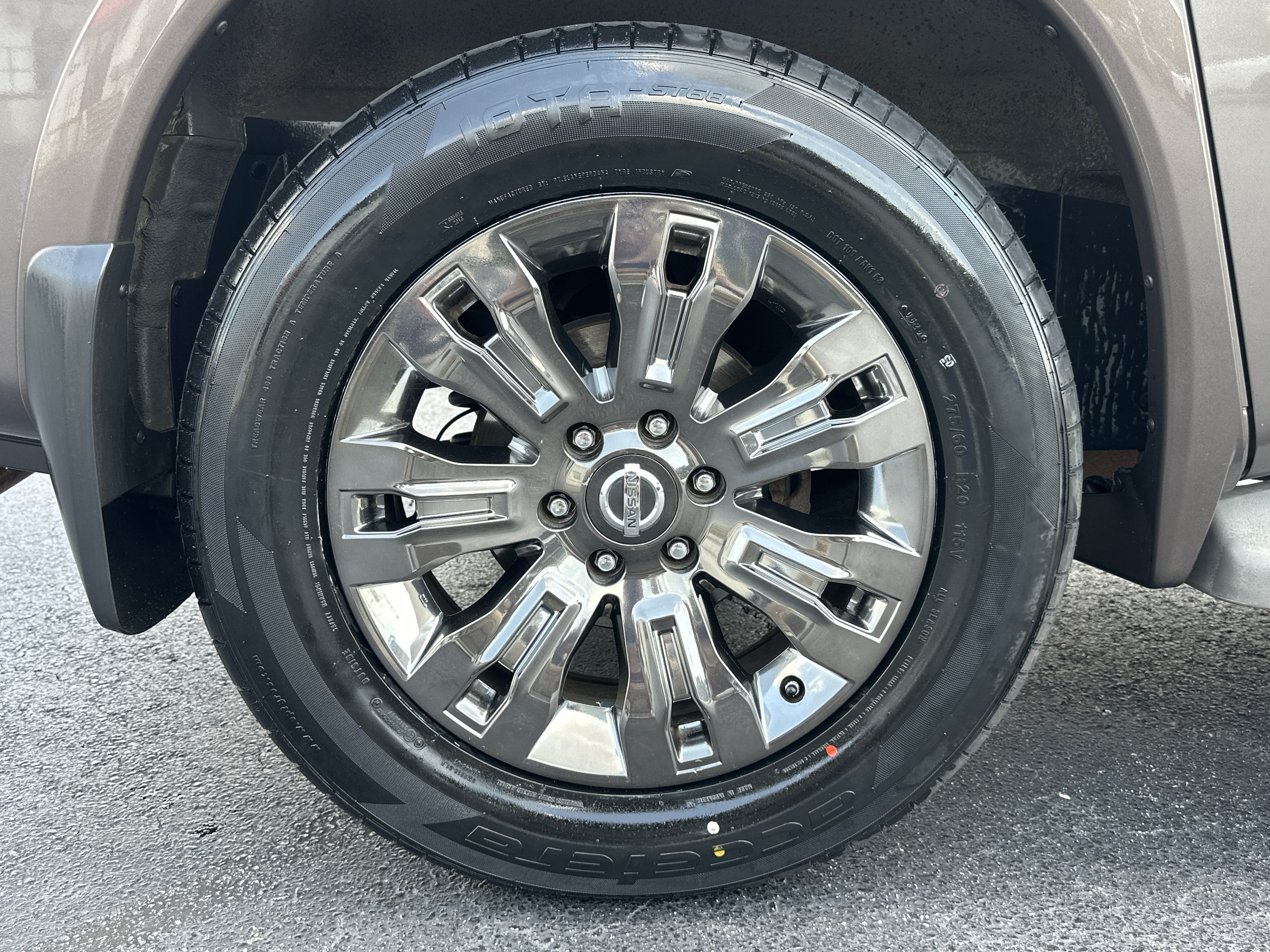 Used 2015 Java Metallic Nissan Platinum image 18
