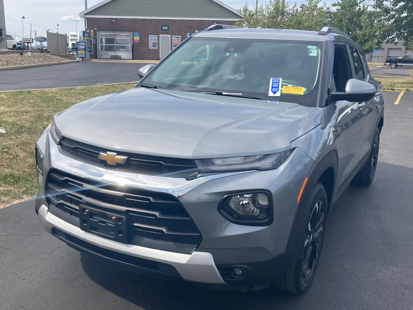 Used 2023 Sterling Gray Metallic Chevrolet LT image 3