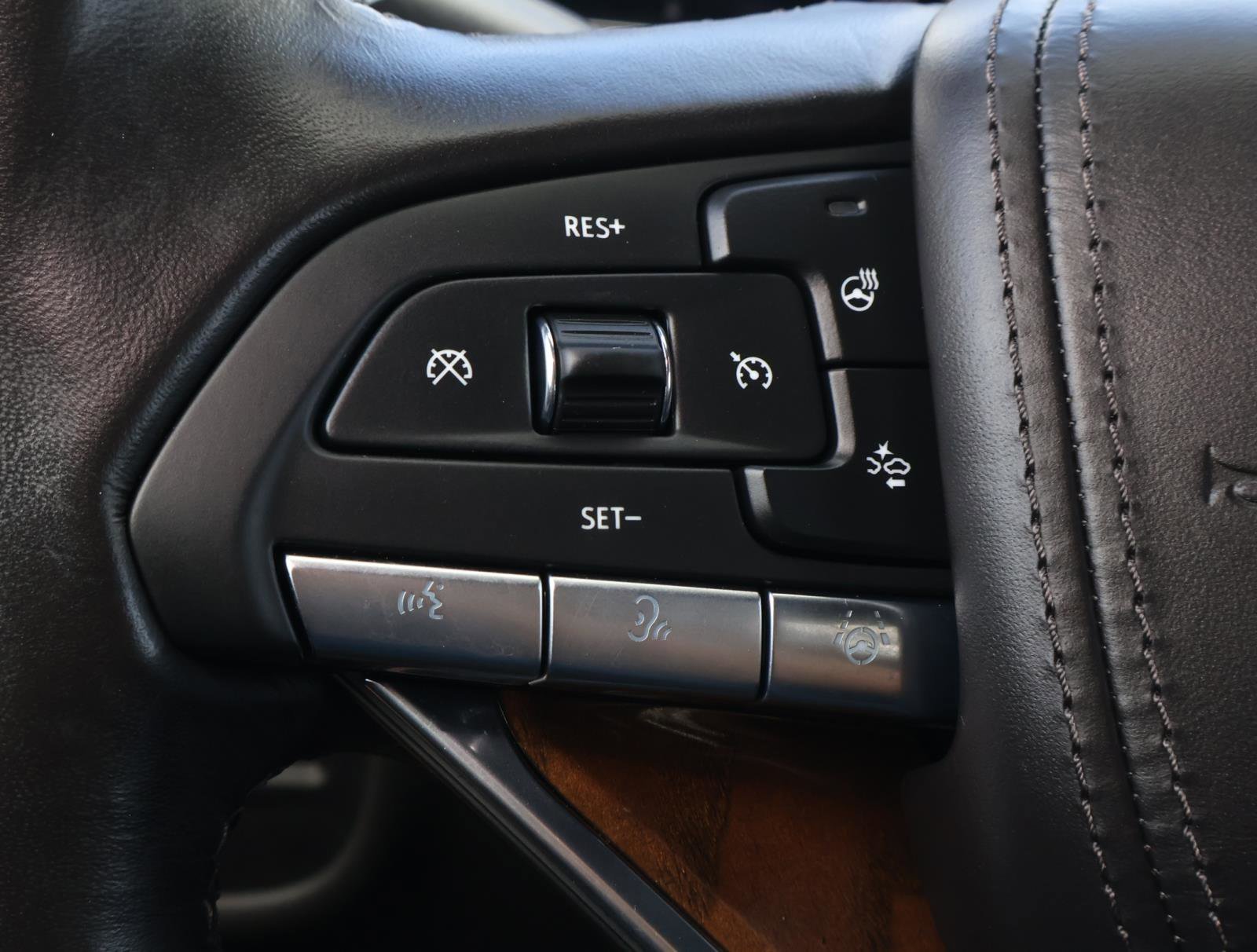 2024 Cadillac Escalade Sport Platinum - Photo 32
