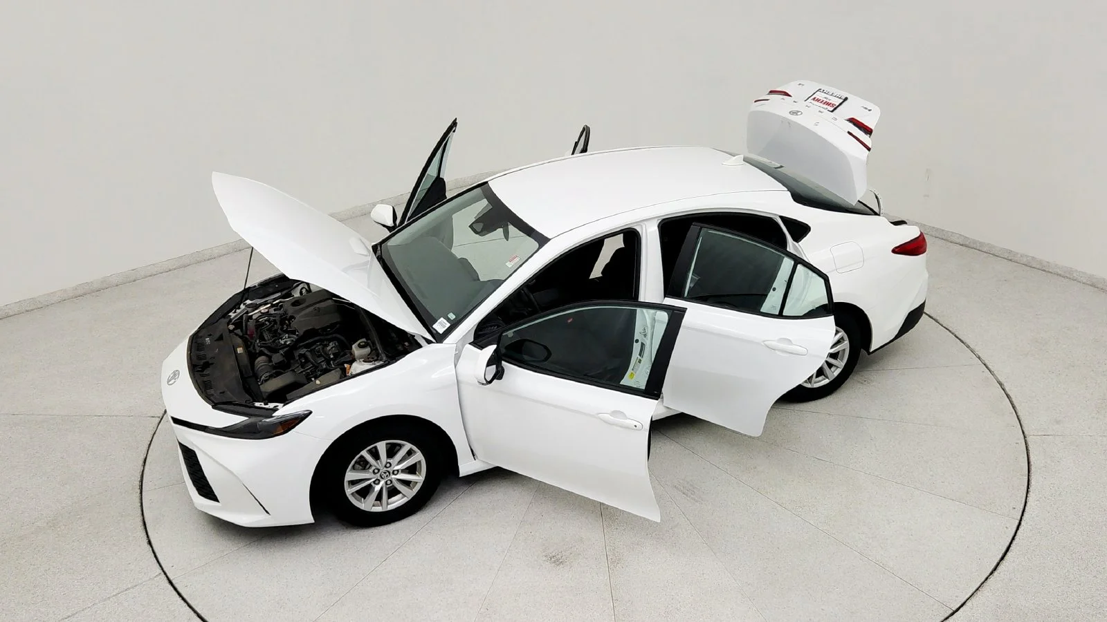 Used 2025 White Toyota LE image 22
