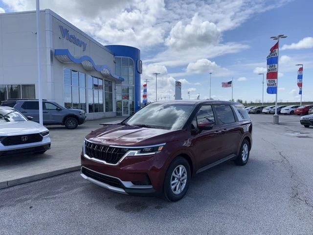 Used 2024 Red Kia LX image 1