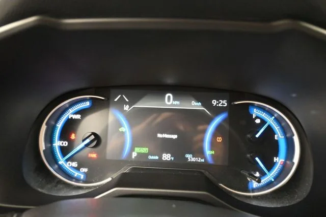 Used 2025 Red Toyota XLE image 24