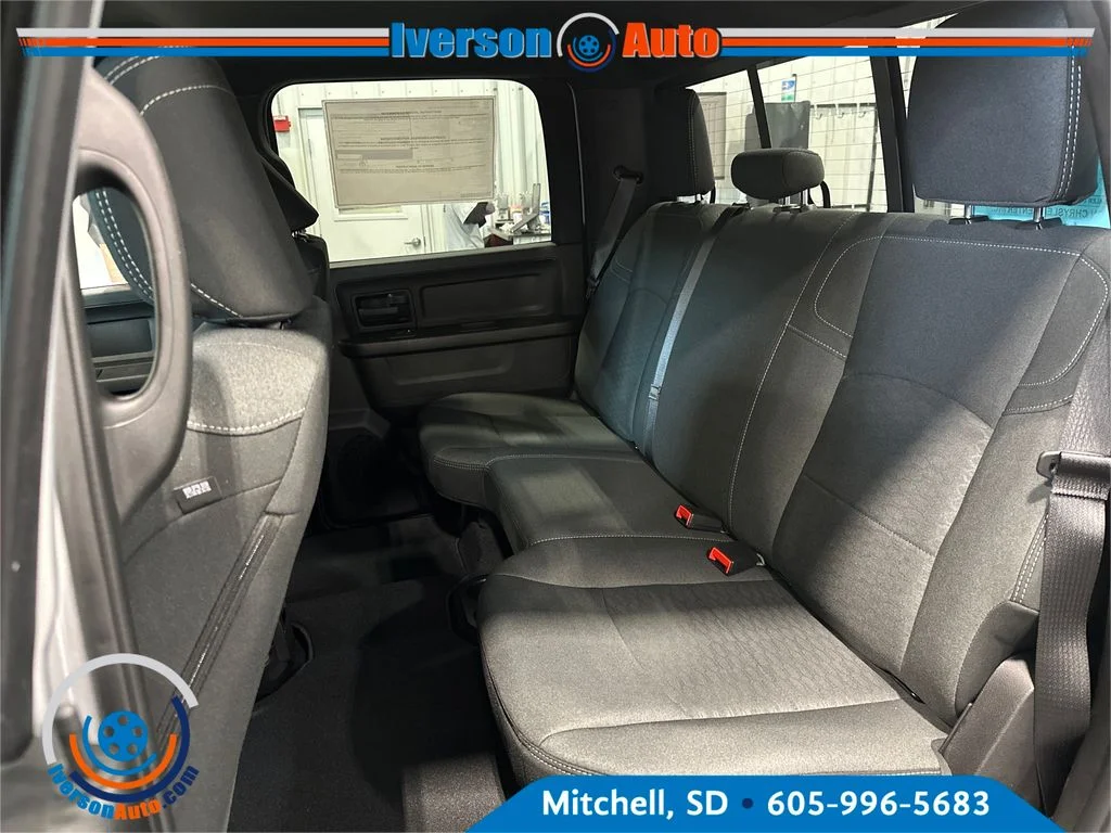 New 2026 Silver Ram Tradesman image 32