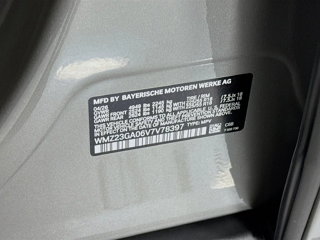 Used 2027 Melting Silver III Metallic MINI  image 33