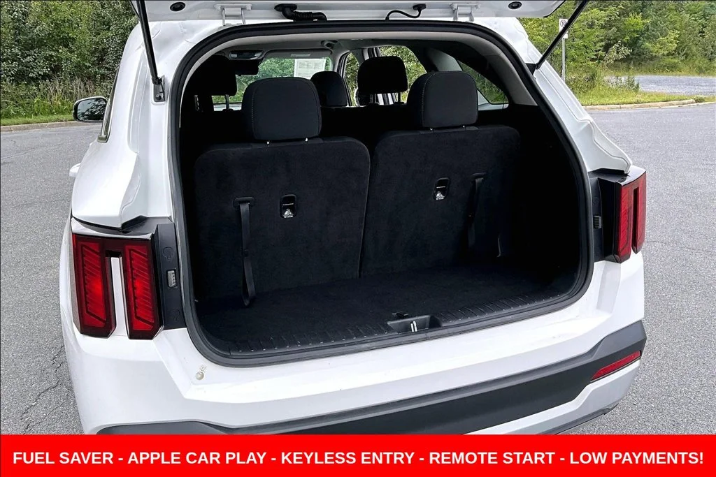 Used 2024 White Kia LX image 27