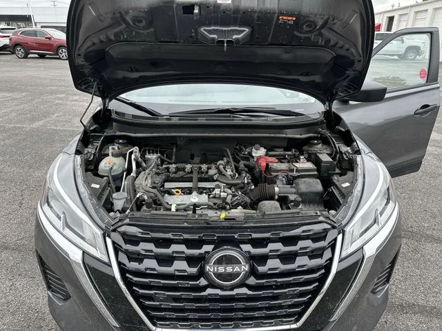 Used 2024 Gray Nissan S image 19