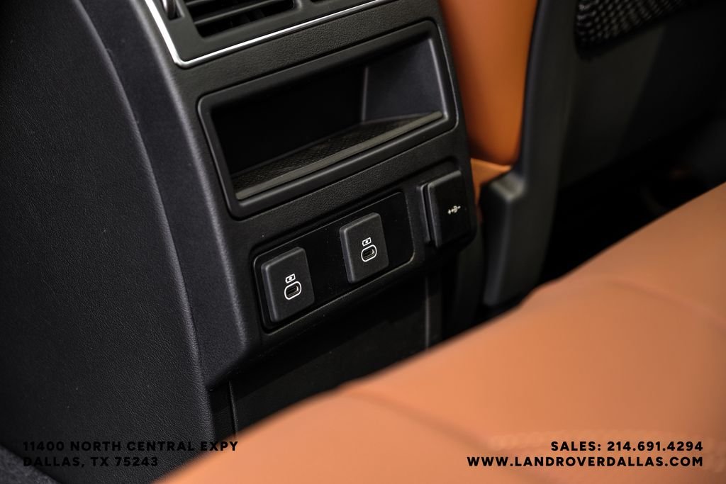 2026 Jaguar F-Pace R-Dynamic S - Photo 40