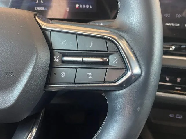Used 2025 Red Chevrolet LT image 14