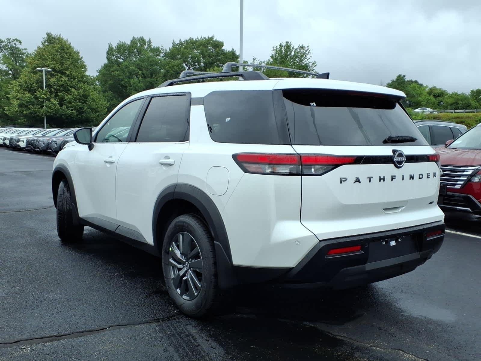 New 2026 Everest White Pearl Tricoat Nissan SV image 4