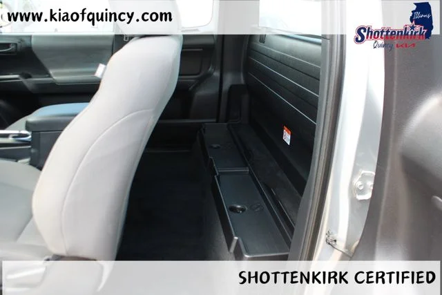 Used 2018 Silver Toyota SR image 16