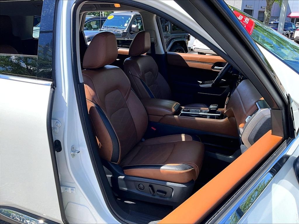 Certified Used 2023 White Nissan Platinum image 11