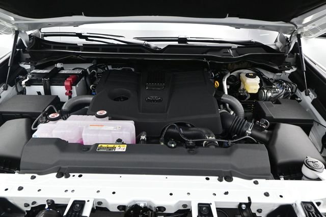 New 2026 Wind Chill Pearl Toyota 1794 Edition image 18