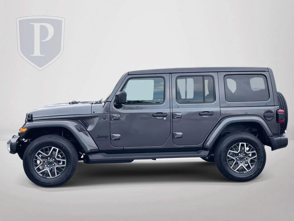 New 2026 Granite Crystal Metallic Clear-Coat Exterior Paint Jeep Sahara image 5